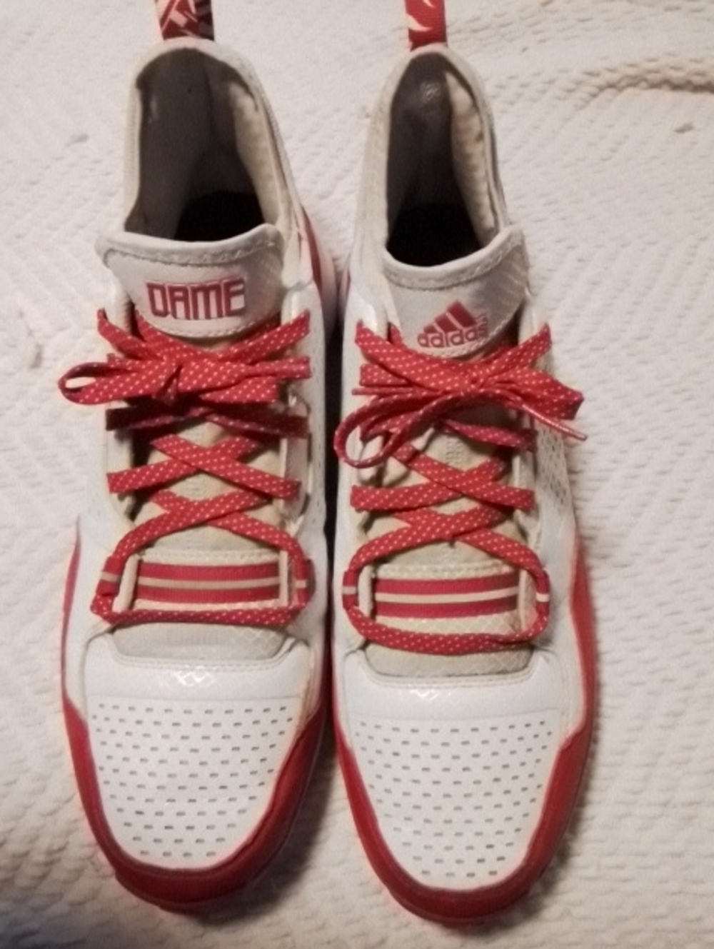 adidas Adult Dame Basetball Sneakers